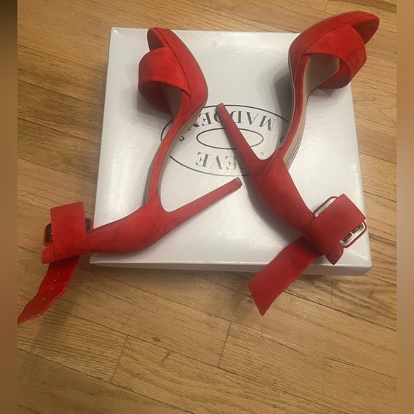 Red Steve Madden Heels Suede - Picture 8 of 10